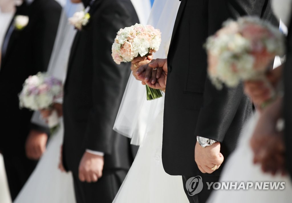 统计：晚婚成趋势 韩40出头新娘比20出头多