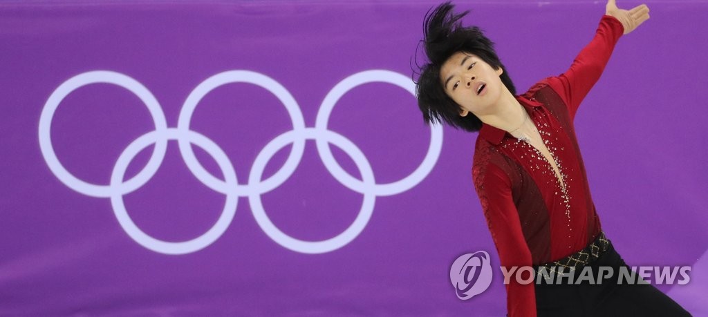 2月9日，在江原道江陵冰上运动场，车俊焕在比赛中。（韩联社）