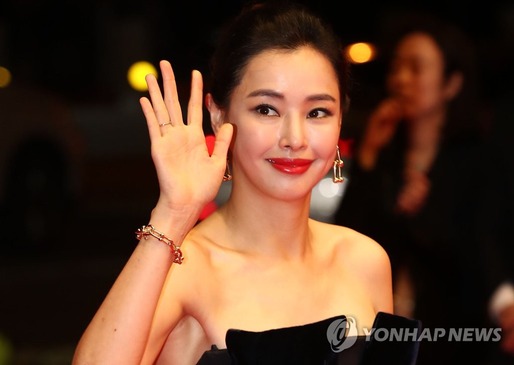 演员李哈妮