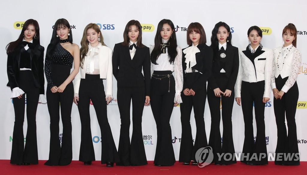 女团TWICE