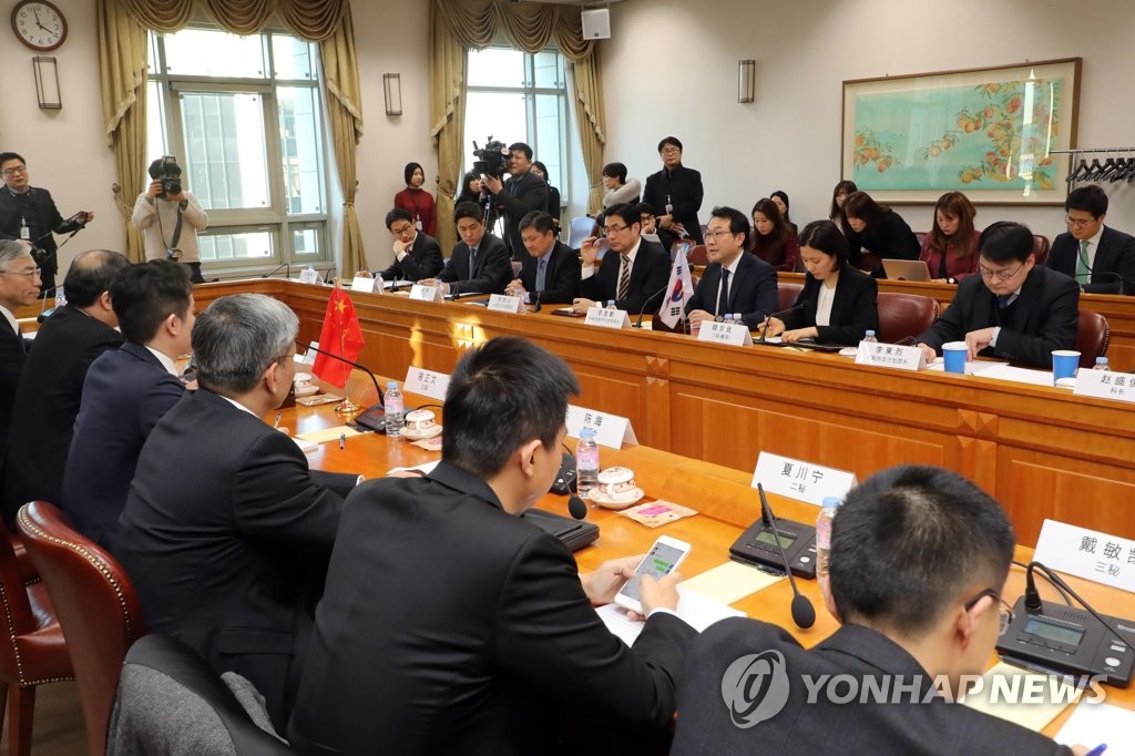 朝核六方会谈韩中团长在首尔会晤