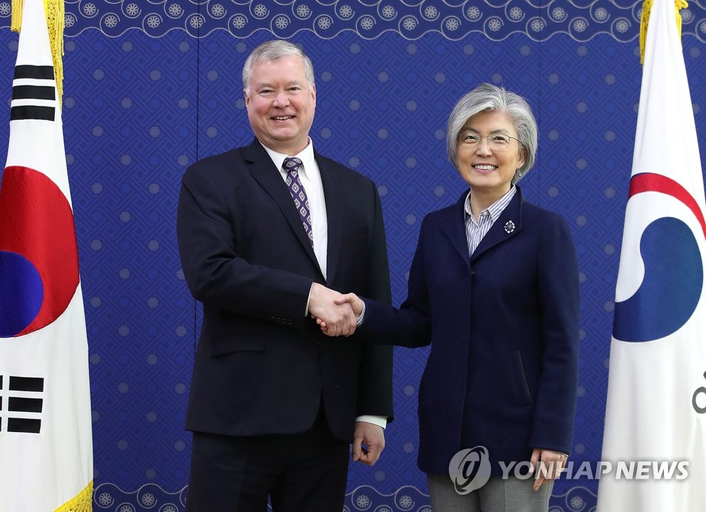 韩外长会见美对朝代表 韩外长会见美对朝代表