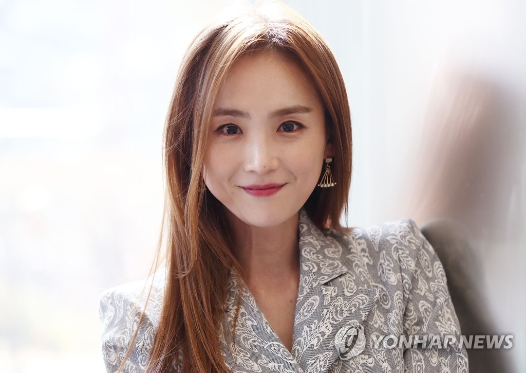 演员李姬珍