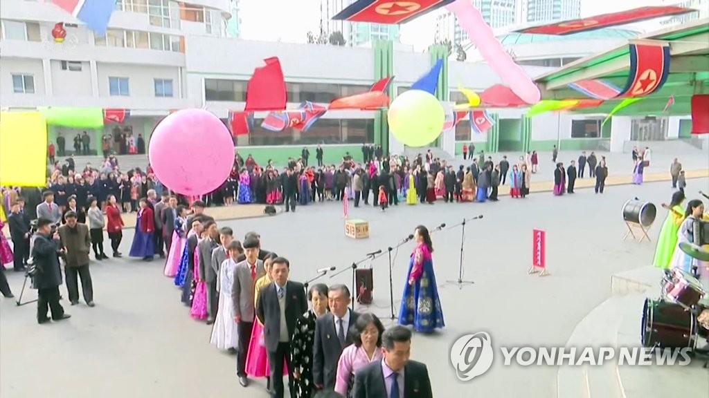 朝鲜第14届最高人民会议代议员选举现场。图片仅限韩国国内使用，严禁转载复制。（韩联社）