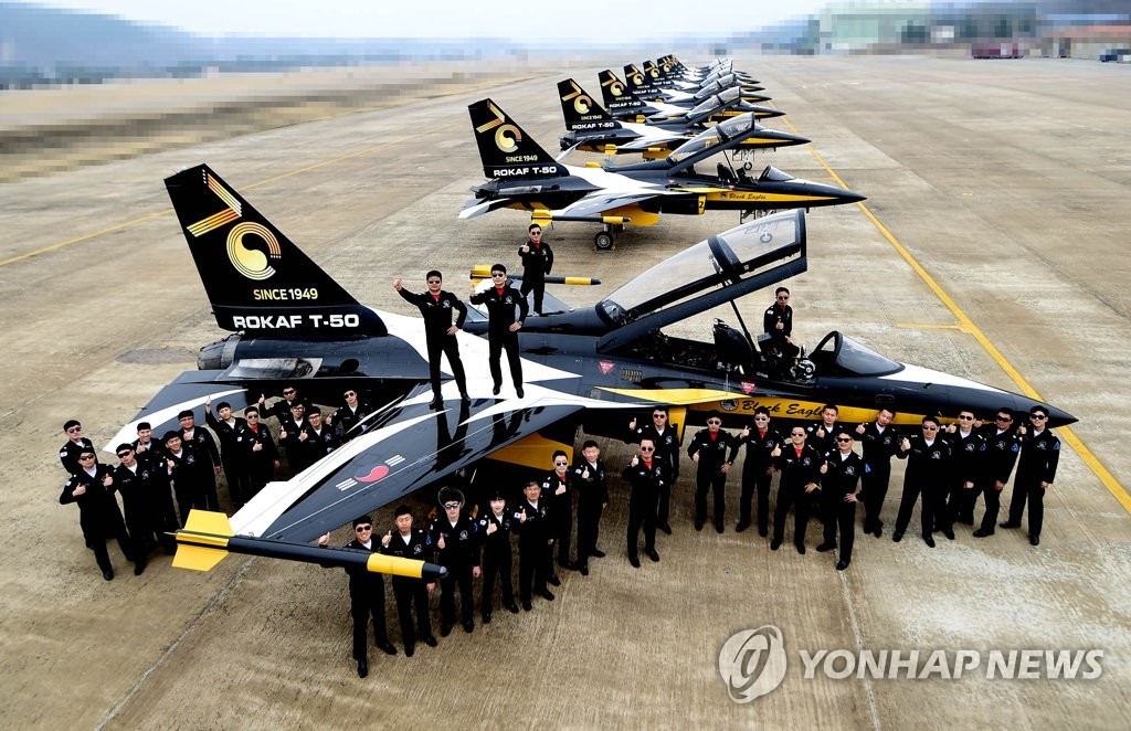 空军70周年纪念版涂装 空军70周年纪念版涂装