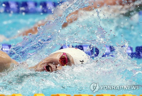 7月26日,在光州市光山区南部大学市立国际游泳馆,孙杨进行男子4x200米自由泳接力预赛。 韩联社