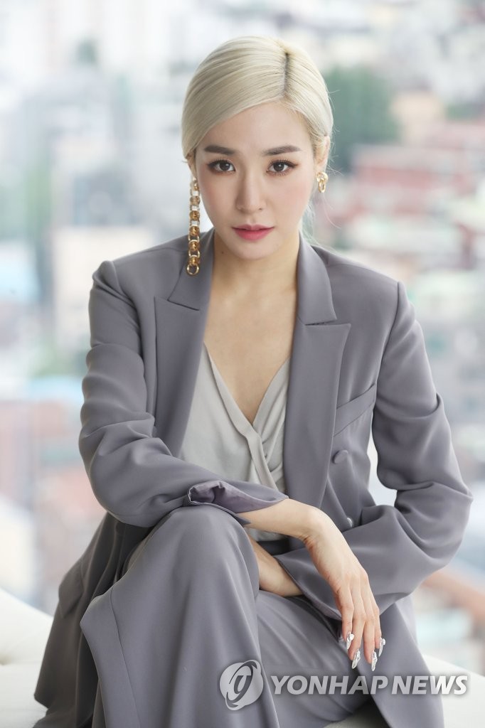 tiffanyyoung图片