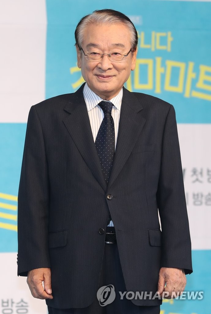 演员李顺载
