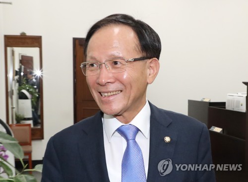 韩国新任驻美大使李秀赫抵美履新