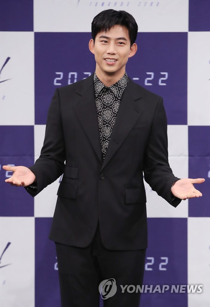 演员玉泽演