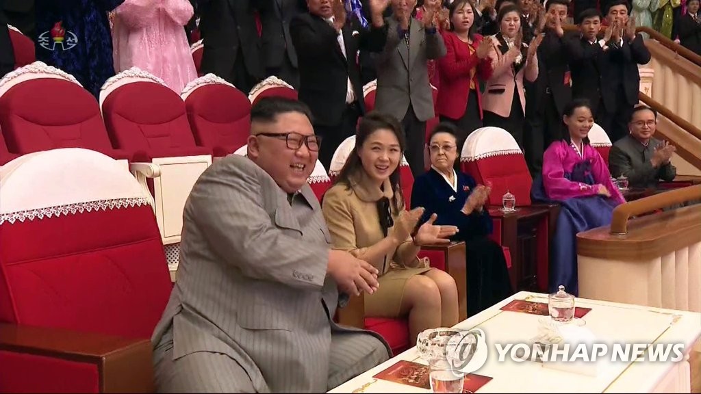 金正恩姑姑时隔6年公开露面 金正恩姑姑时隔6年公开露面
