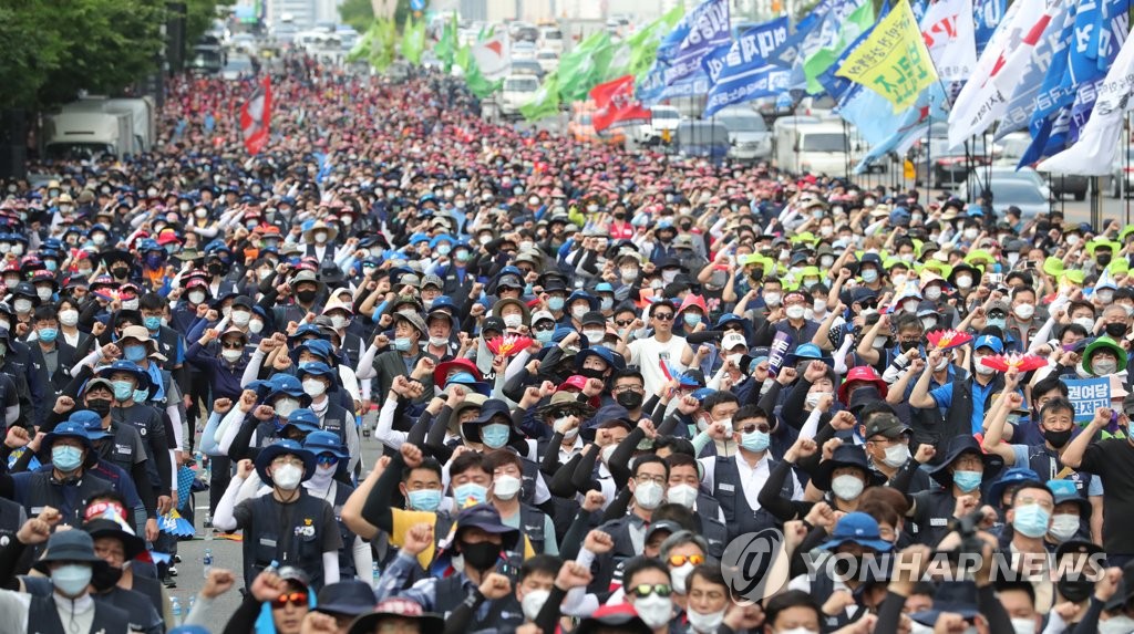 首尔今有多场大型集会 防疫形势堪忧
