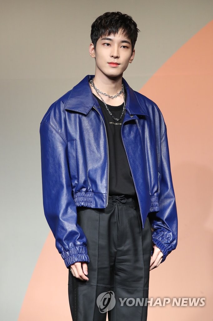 SEVENTEEN成员Wonwoo