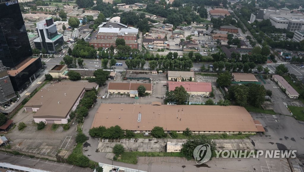 资料图片:位于首尔市龙山区的驻韩美军基地 韩联社