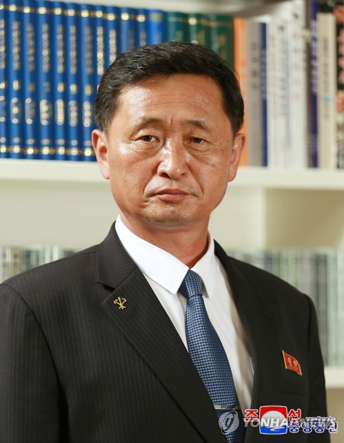 북한, 신임 <b>내각</b> 총리로 김덕훈 노동당 부위원장 임명