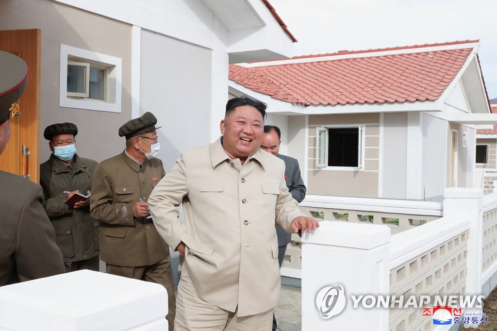 韩政府关注金正恩新职称“武力总司令”