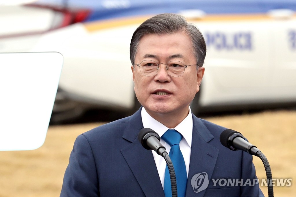 10月21日，文在寅出席第75个“警察日”纪念活动并致辞。 韩联社