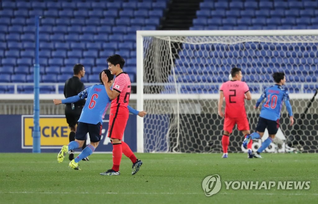 韩日足球热身赛韩国队0比3落败
