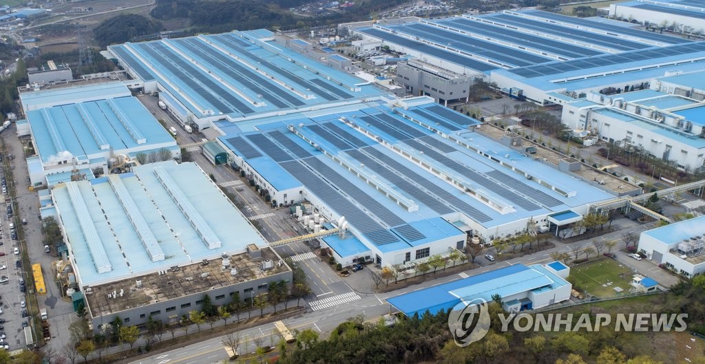 资料图片：现代汽车牙山工厂 韩联社