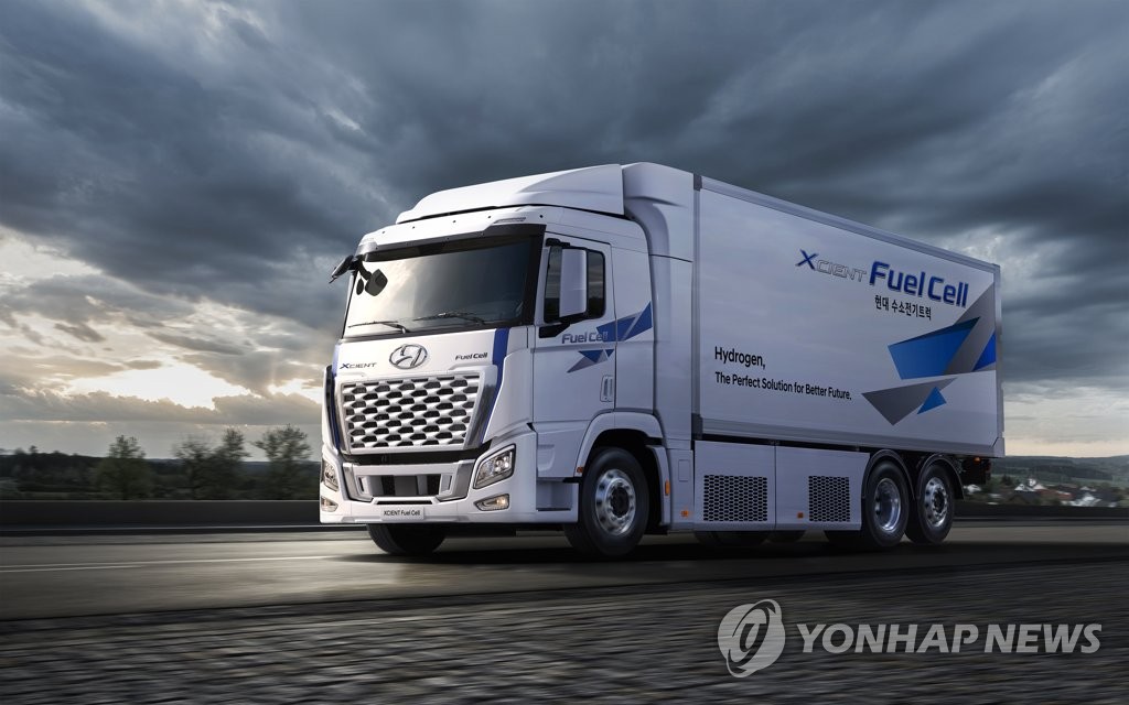 5月25日，现代汽车2021年型XCIENT氢燃料电池重卡面市。 韩联社/现代汽车·起亚供图（图片严禁转载复制）
