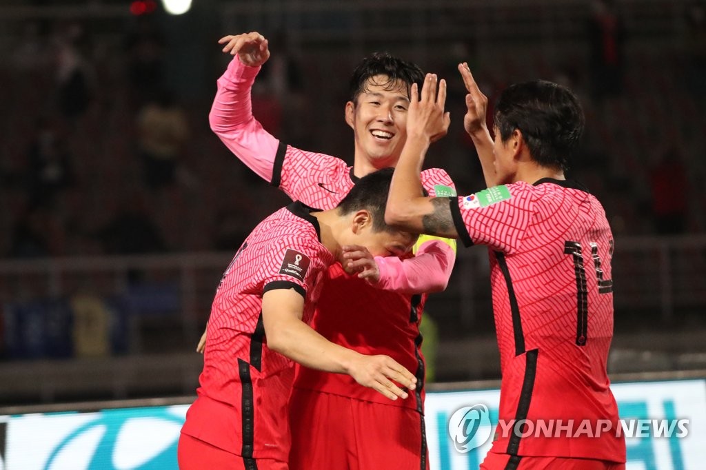6月5日，在韩国高阳综合体育场举行的2022年世界杯预选赛亚洲区40强赛中，韩国队主场5-0大胜土库曼斯坦队。 韩联社