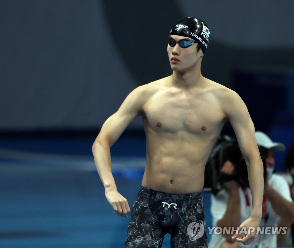 7月28日，泳坛新星黄宣优在男子100米自由泳半决赛上以47秒56的成绩刷新亚洲纪录，以小组第三、总排名第四的成绩顺利挺进决赛。