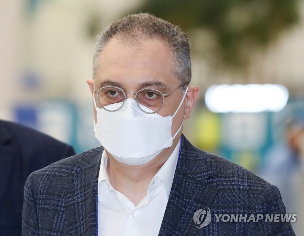 资料图片：8月21日，俄罗斯外交部副部长兼朝核问题首席代表莫尔古洛夫飞抵仁川国际机场，开始对韩国进行访问。 韩联社
