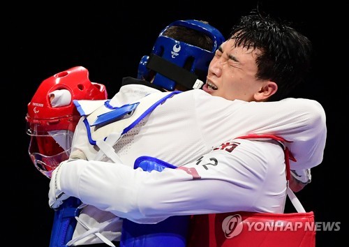 韩选手周正勋获东京残奥跆拳道75公斤级铜牌