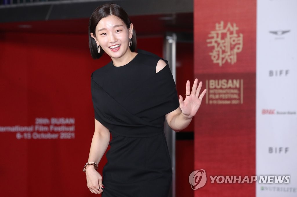 演员朴素谈