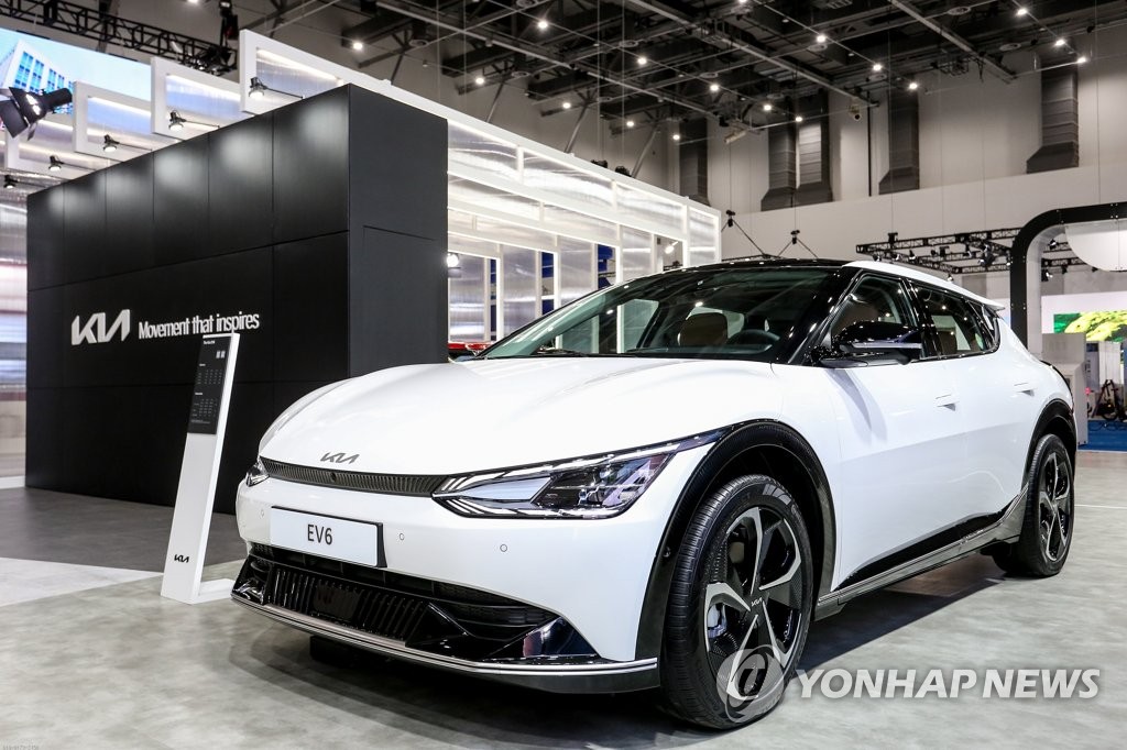 资料图片：起亚首款纯电动车EV6 韩联社
