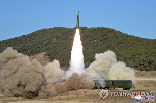 朝鲜称昨发射两枚战术导弹