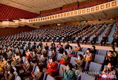 朝鲜青年同盟成立76周年演出