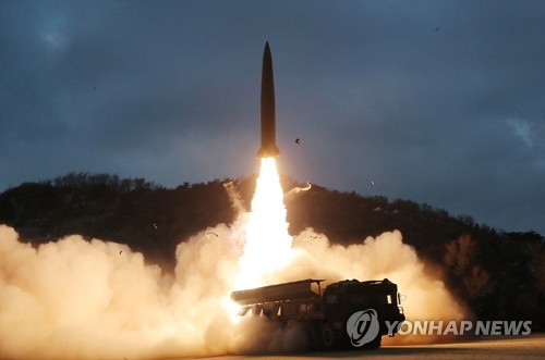 朝鲜向东部海域发射2枚短程弹道导弹