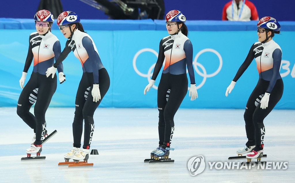 韩短道速滑队今晚冲击女子接力男子500米金牌