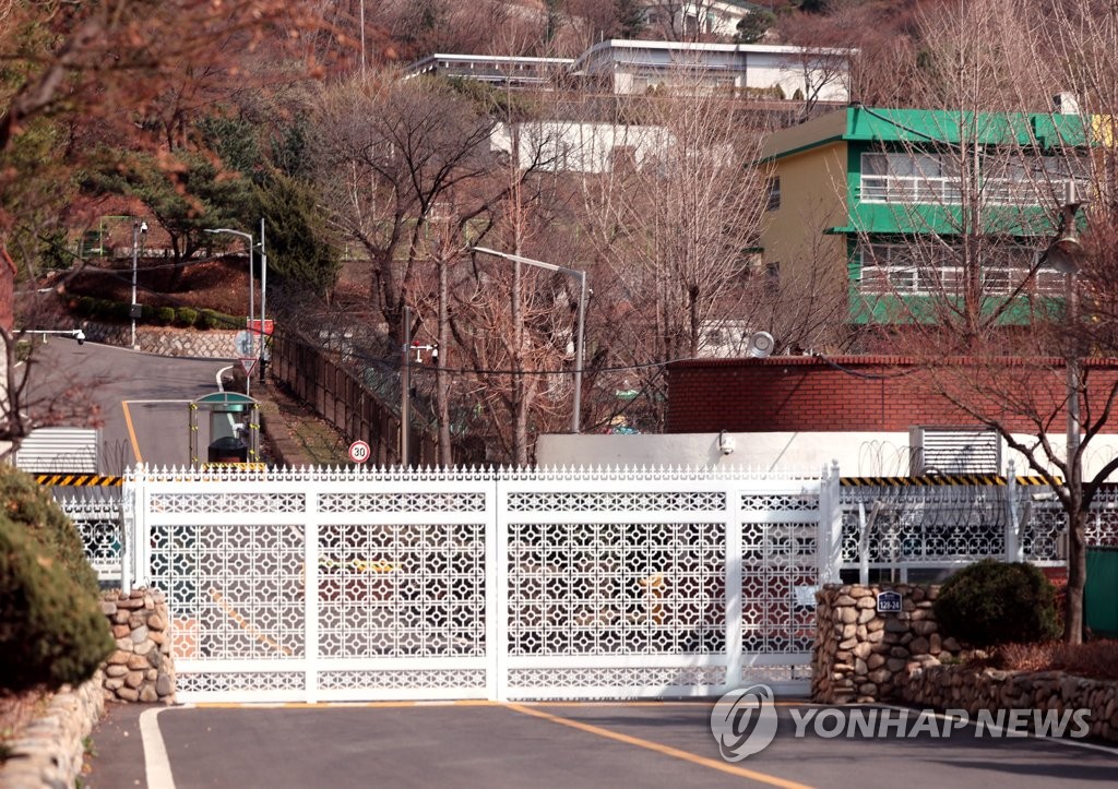 资料图片：公馆扎堆的首尔市汉南洞，摄于3月20日。 韩联社