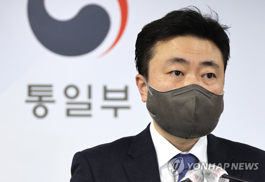 3月25日，韩国统一部副发言人车德哲（音）举行例行记者会。 韩联社