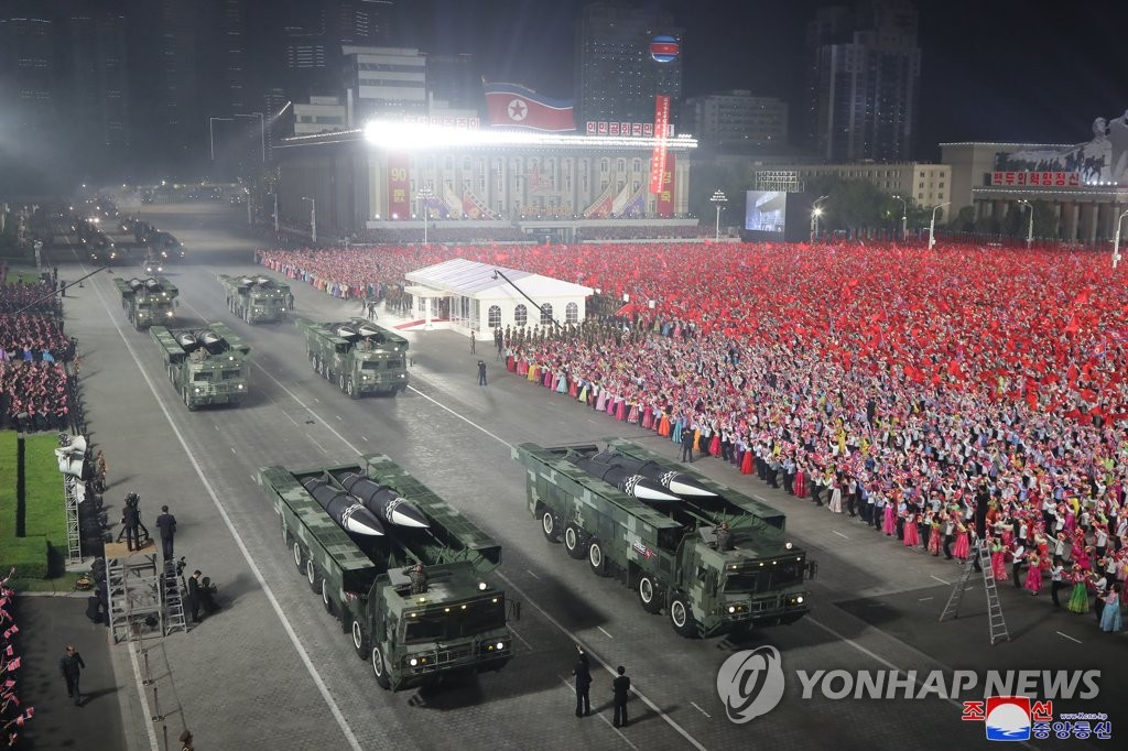 韩总统交接委：阅兵证明朝鲜谋核五年如一日