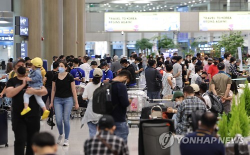 仁川机场5月客流量近百万 为疫情前同期16%