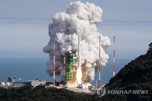 韩国自射卫星与地面成功交互