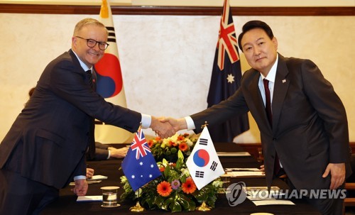详讯：尹锡悦同澳大利亚总理举行会谈