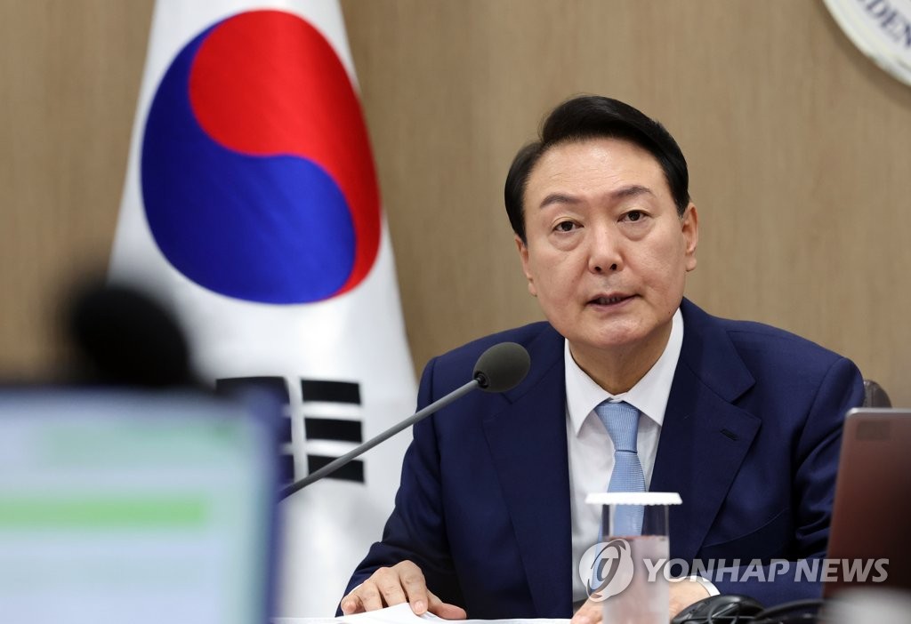 7月5日，在首尔龙山总统府，韩国总统尹锡悦主持召开国务会议。 韩联社