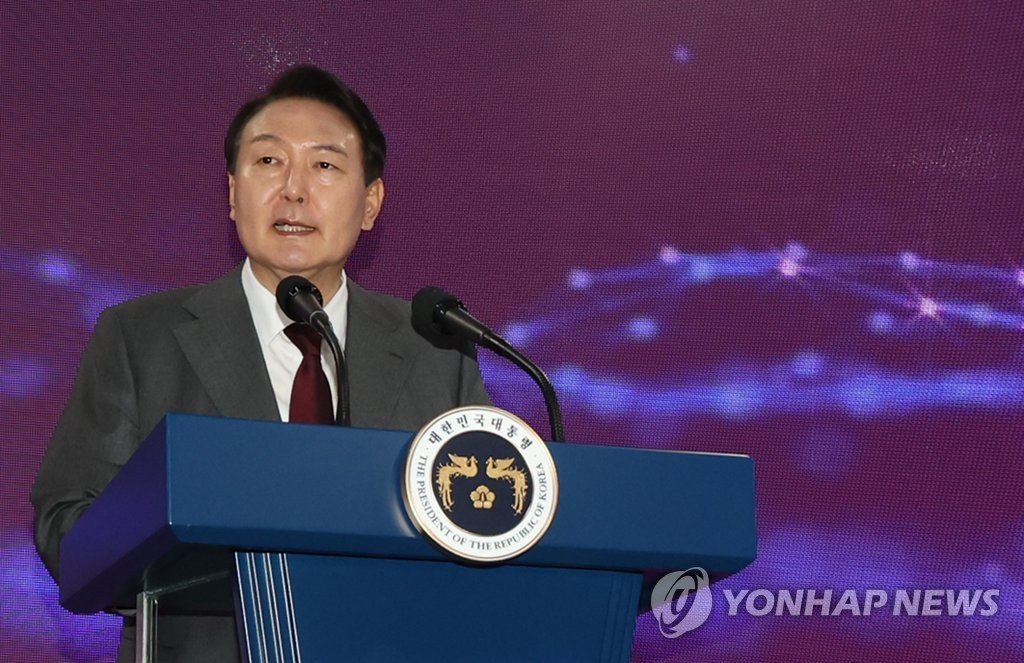 7月13日，韩国总统尹锡悦出席第11届信息保护日纪念仪式并发表讲话。 韩联社