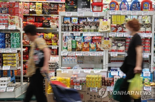 简讯：韩7月CPI同比上涨6.3% 创近24年新高