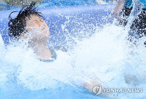 韩国7月上旬天气为近50年最热 韩联社