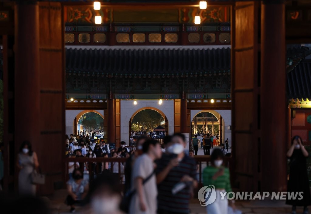 韩国古宫景福宫将夜间开放