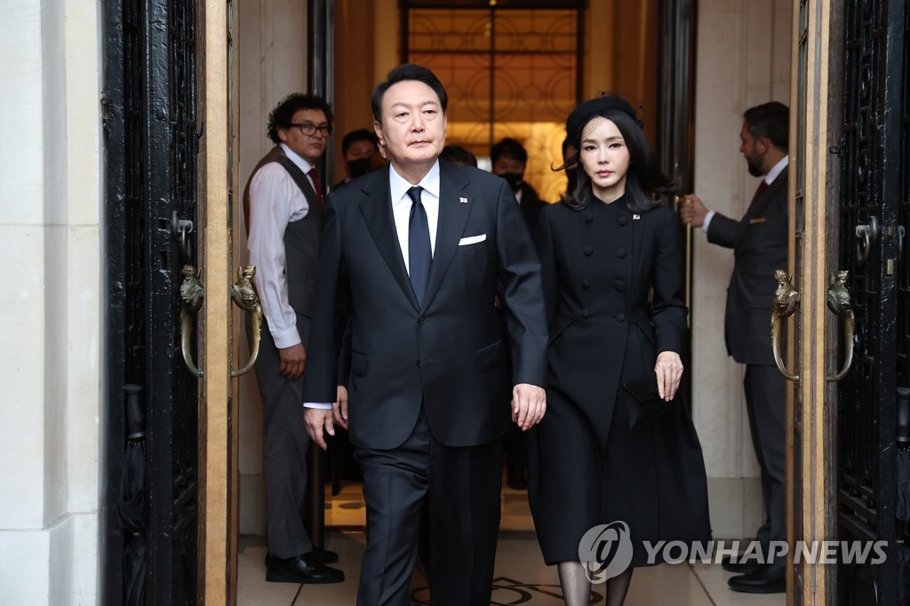 韩总统室反驳尹锡悦取消吊唁英国女王之说