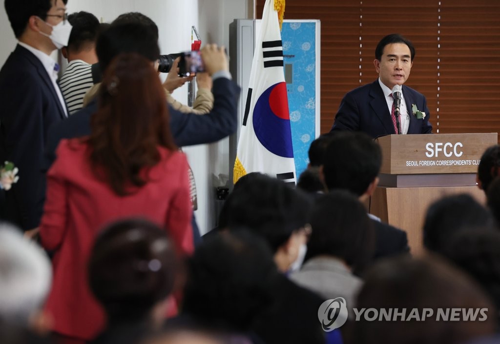 9月25日下午，在韩国新闻中心，太永浩为第十九届北韩自由周开幕式致贺词。 韩联社