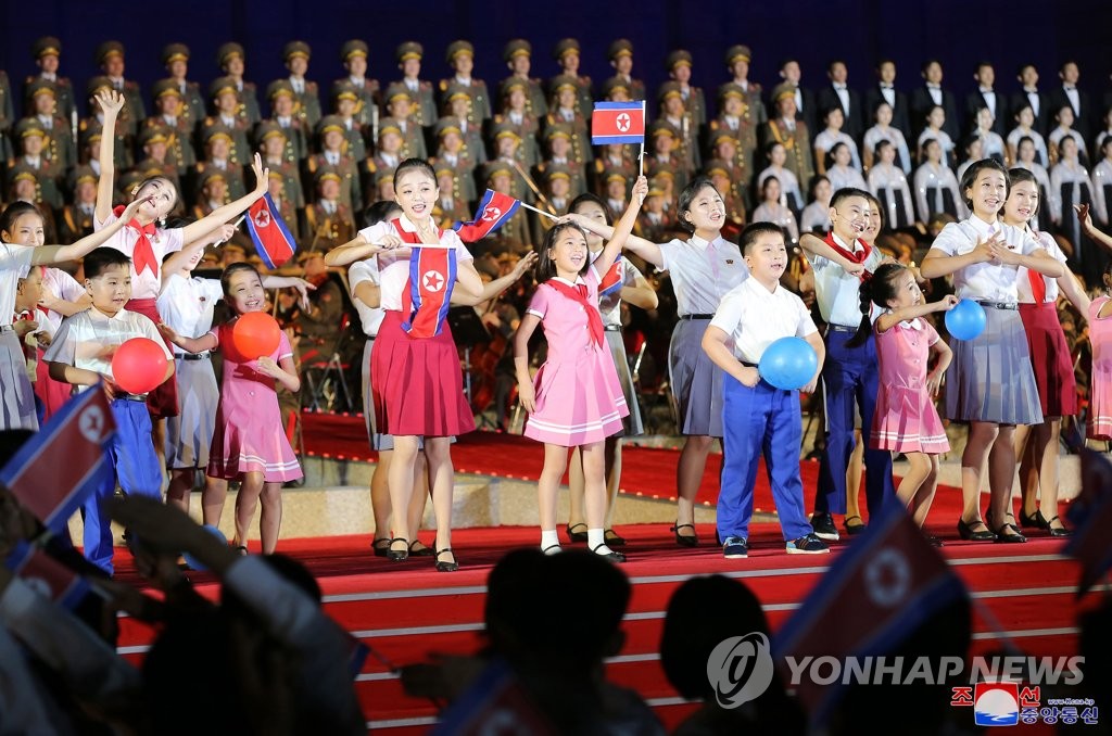 传金正恩之女公开露面 传金正恩之女公开露面