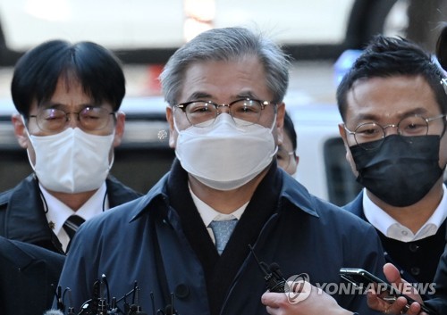 韩前国安首长涉嫌滥权掩盖公务员命案被起诉