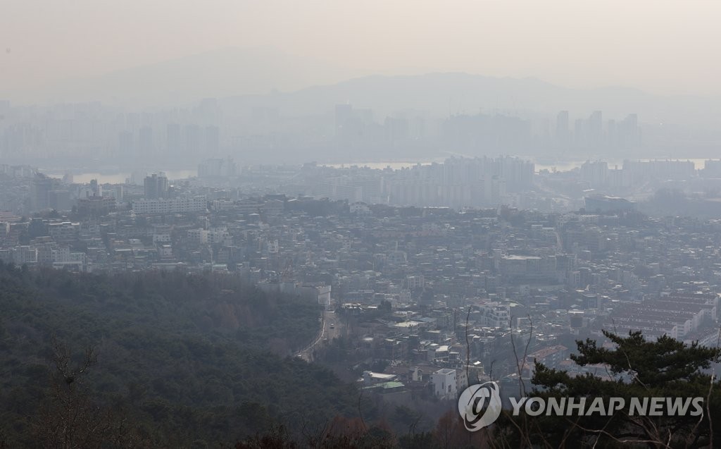 首尔现雾霾